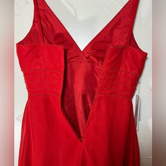 NWT JJ’s House Red Chiffon Embellished Formal Dress SZ 8 - Picture 5 of 16